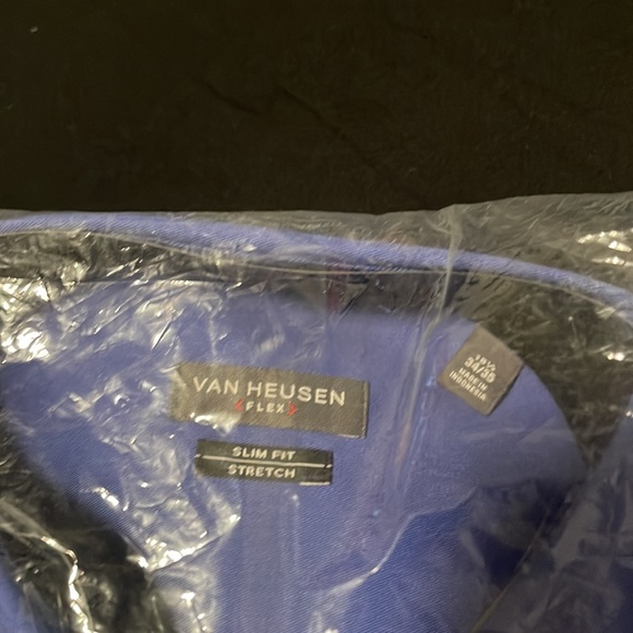 Van Heusen Slim Fit, Stretch, Dress Shirt - Picture 4 of 5